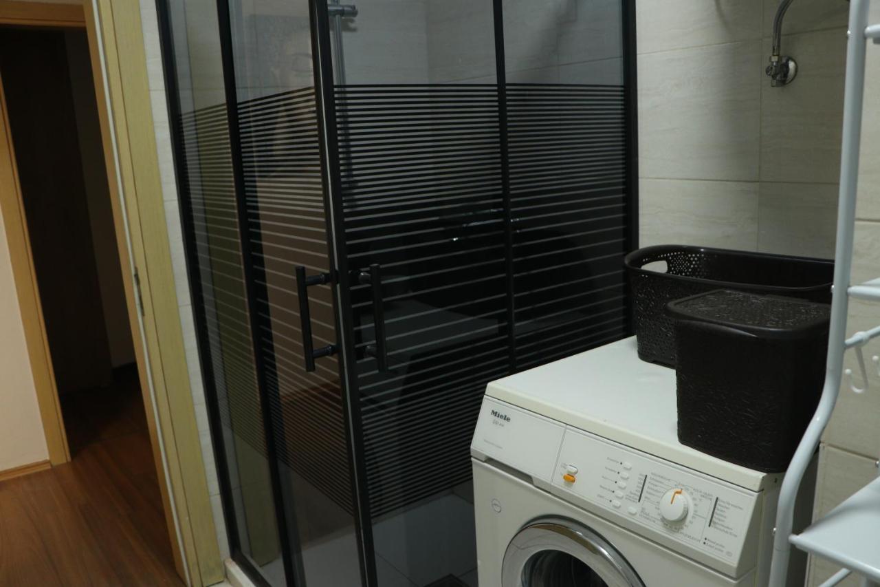 Pine Apartment Tirana Eksteriør billede