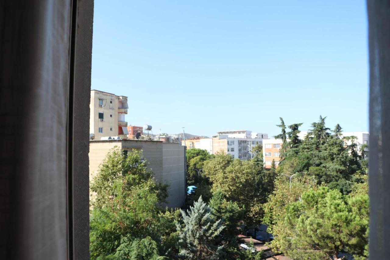 Pine Apartment Tirana Eksteriør billede